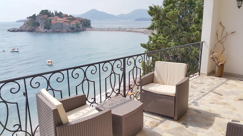 Apartments Zezelj Sveti Stefan Eksteriør billede